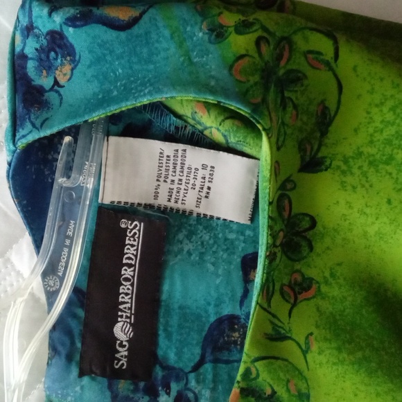 Beautiful Sleeveless Sag Harbor ⚓ Dress - Picture 1 of 8